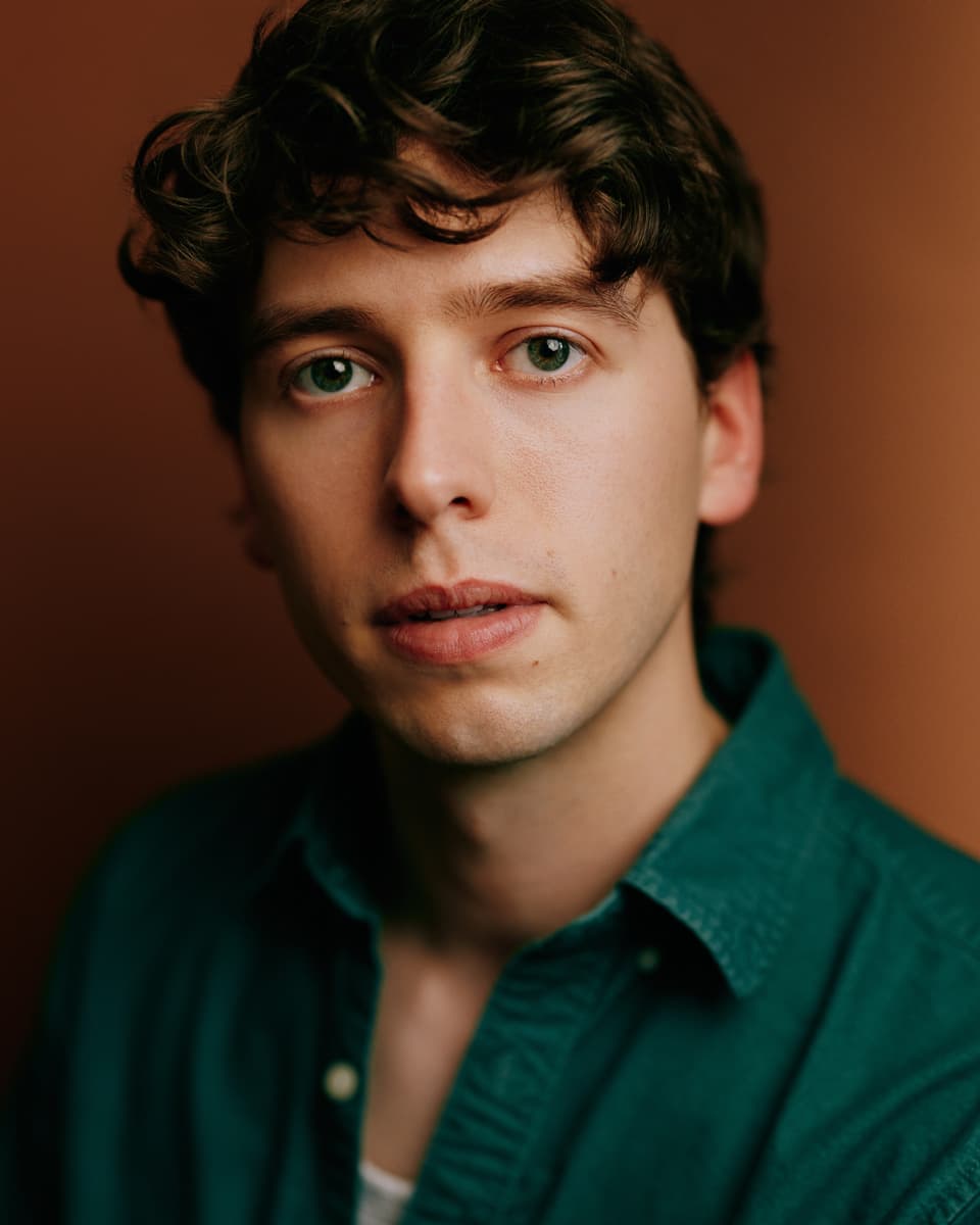 Actor GTA headshots Hamilton studio portrait