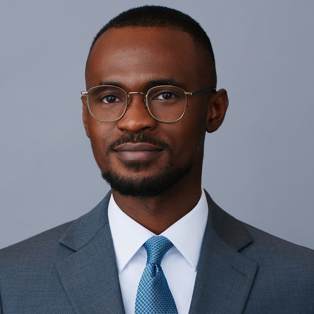 Toronto corporate headshot man clean crop studio light